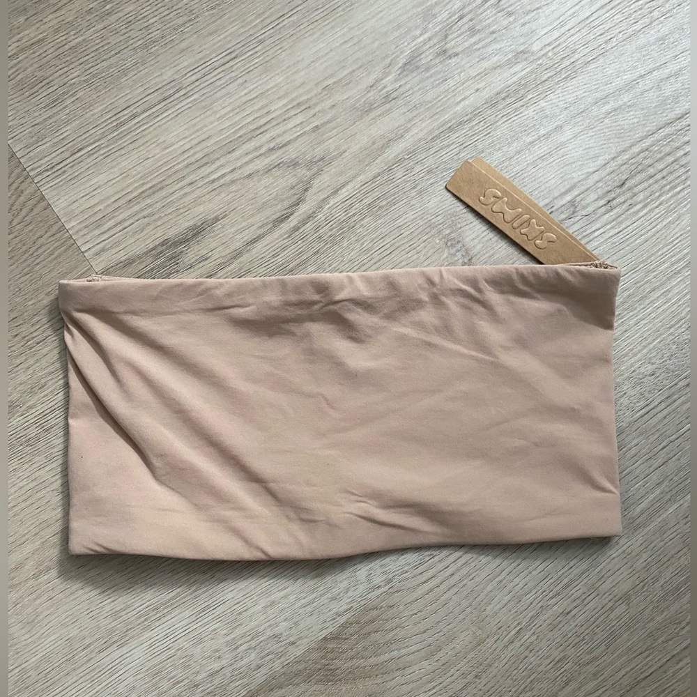 Skims Clay Strapless Bra